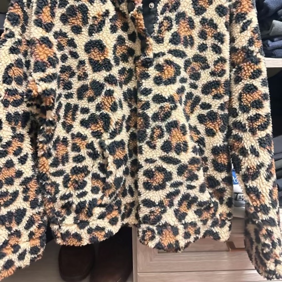 J. CREW  fleece jacket size small -Leopard - Picture 2 of 3
